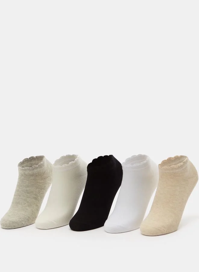 shoexpress Solid Ankle Length Socks with Scalloped Detail - Set of 5