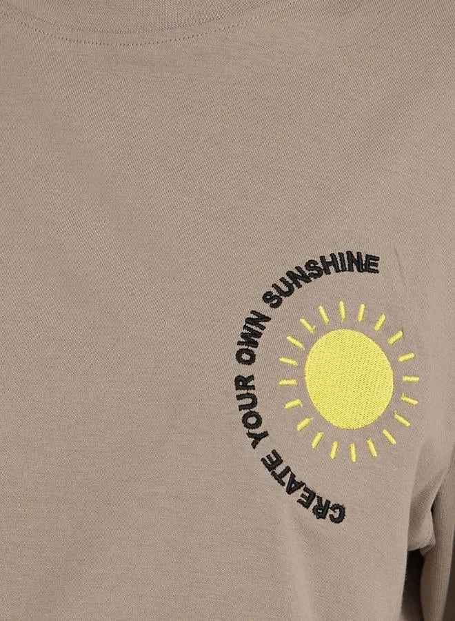 Styli Styli Embroidered Slogan Oversized Jersey T-Shirt