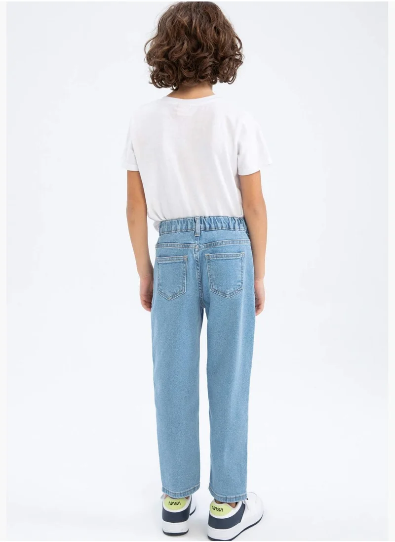 DeFacto Regular Fit Straight Leg Jeans