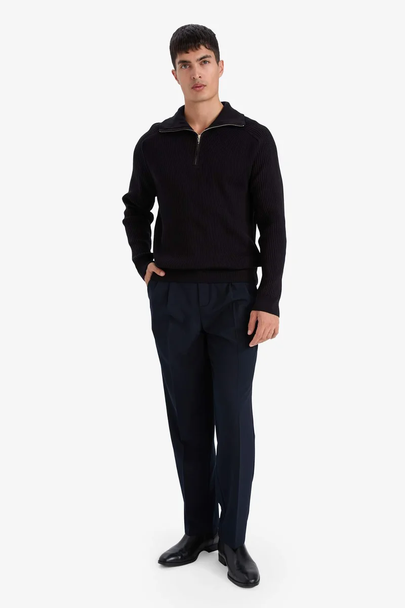 ديفاكتو Standard Fit Turtleneck Knitwear Pullover