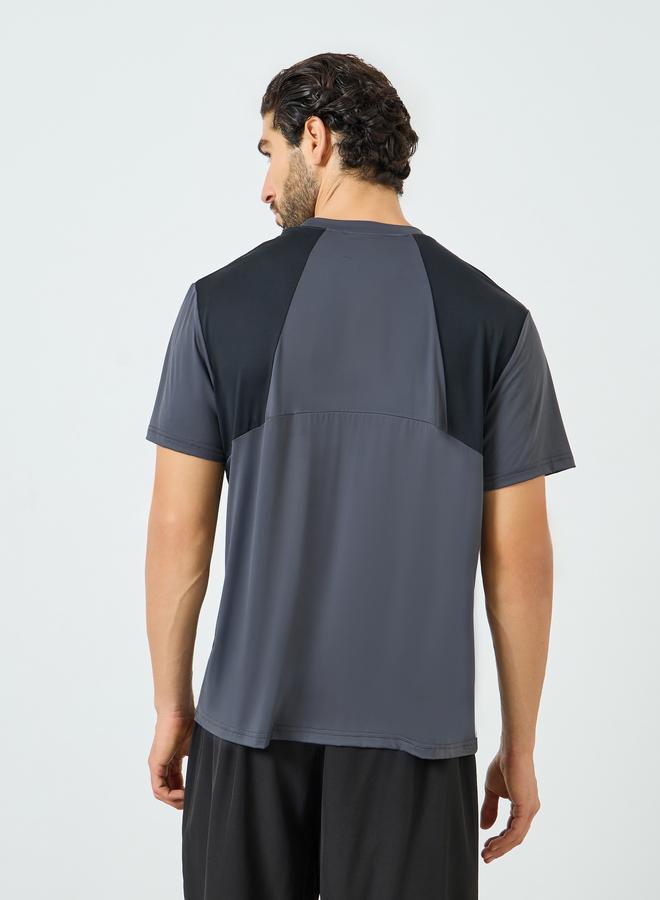 Styli Active Men Relaxed Fit Printed Active T-Shirt - Image 4