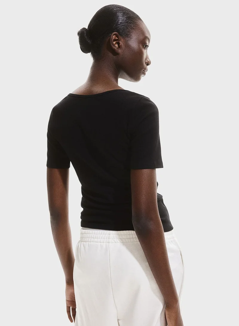 H&M Crew Neck Ribbed Top