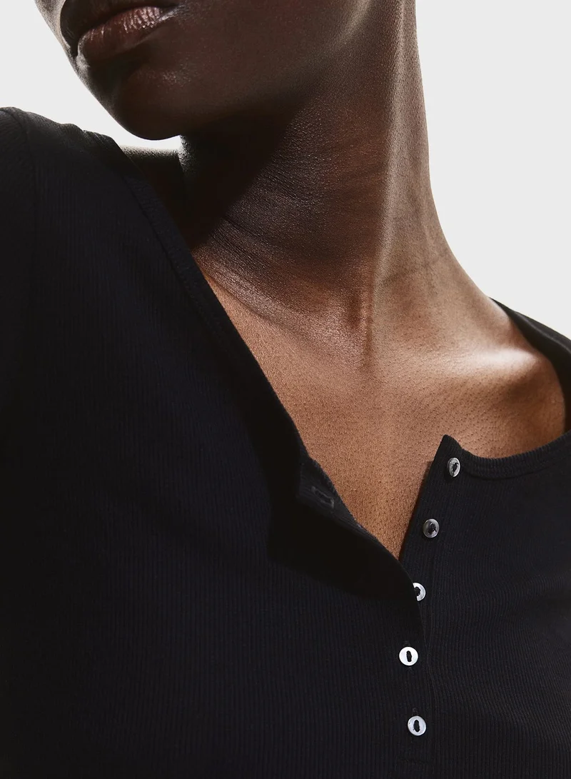 H&M Crew Neck Ribbed Top