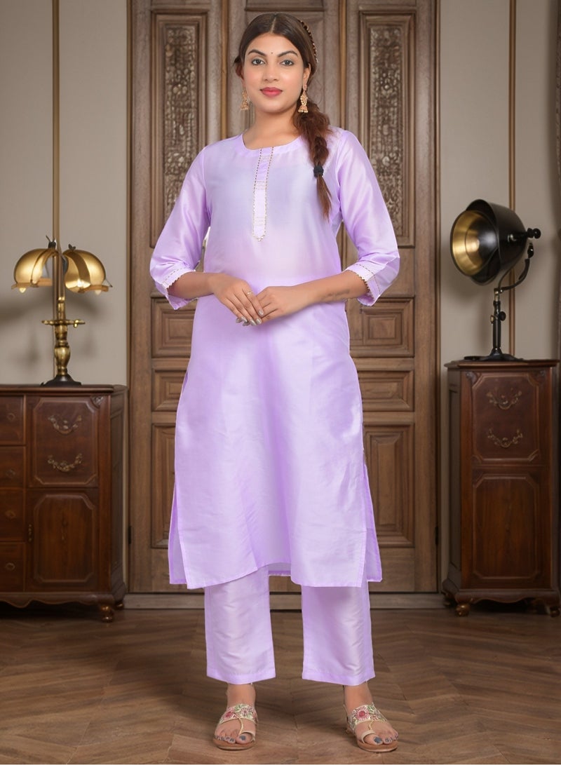 ريارا كورتي لافندر للسيدات مع طقم بنطلونات 3/4 كم كورتا بانت طقم حرير فني (تفتا سادة) مقاس XXL  - Image 1
