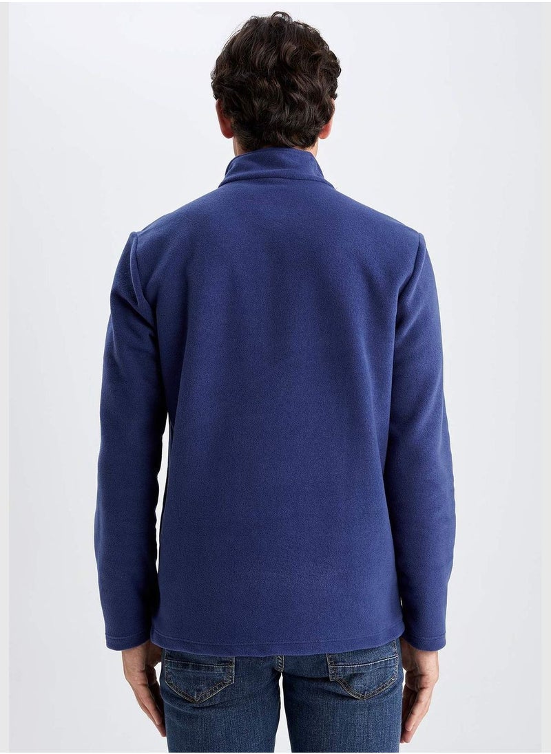 DeFacto - Man Regular Fit Stand Up Collar Long Sleeve Knitted Sweat Shirt - Image 1