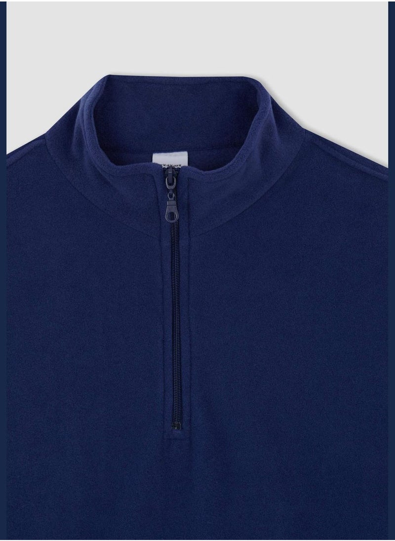DeFacto - Man Regular Fit Stand Up Collar Long Sleeve Knitted Sweat Shirt - Image 1