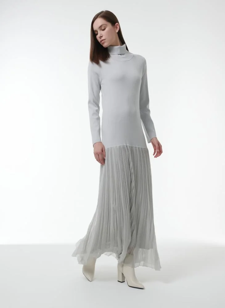 Leem High-Neck Knitted Dress
