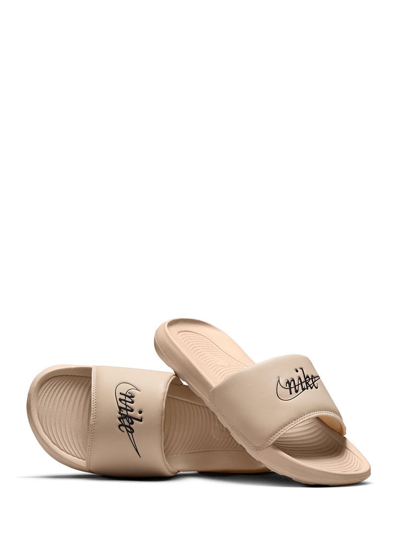 نايكي فيكتوري ون سلايد-لوجو - Image 3