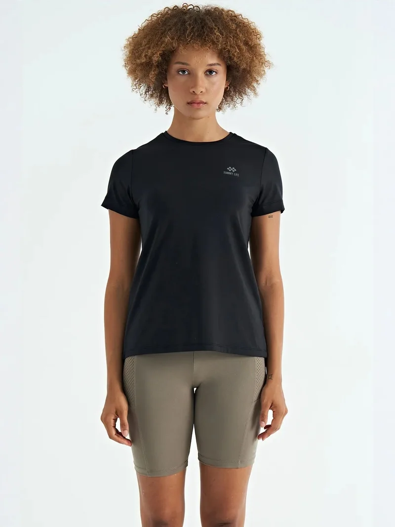 TOMMYLIFE TOMMY Women's relaxed crew neck T-shirt with side slits