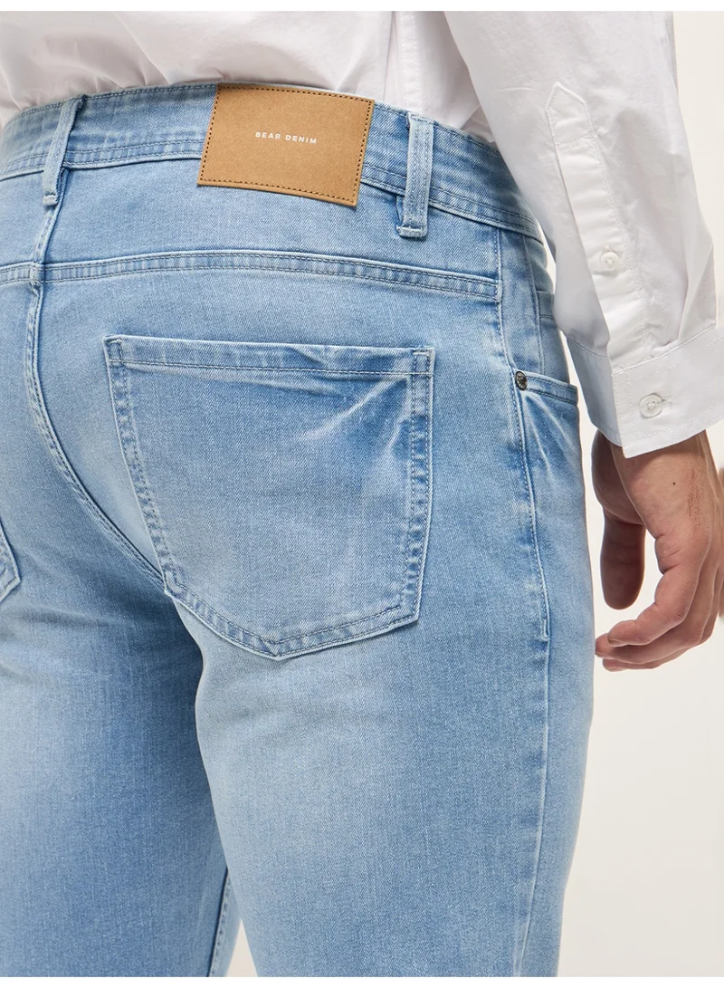 The Bear House  Men’s Jeans Casual Stylish Everyday Denim for Work, Travel, Outings, Versatile Bottom Wear Suitable for All Occasions and Seasons for Men | Best Price UAE