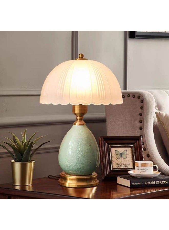 American Retro Ceramic Lamp  - Image 1