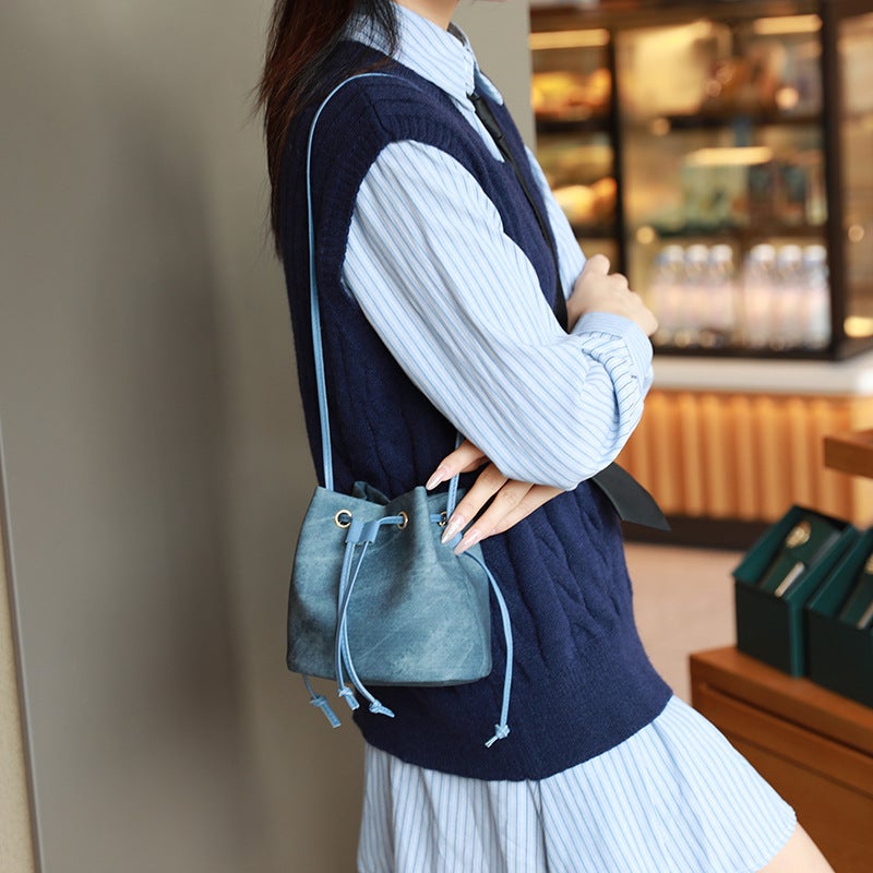 Korean-Style Niche Light Luxury Solid Color High-Grade Simple Drawstring Pu Bucket Bag Women Crossbody Bag - Image 5