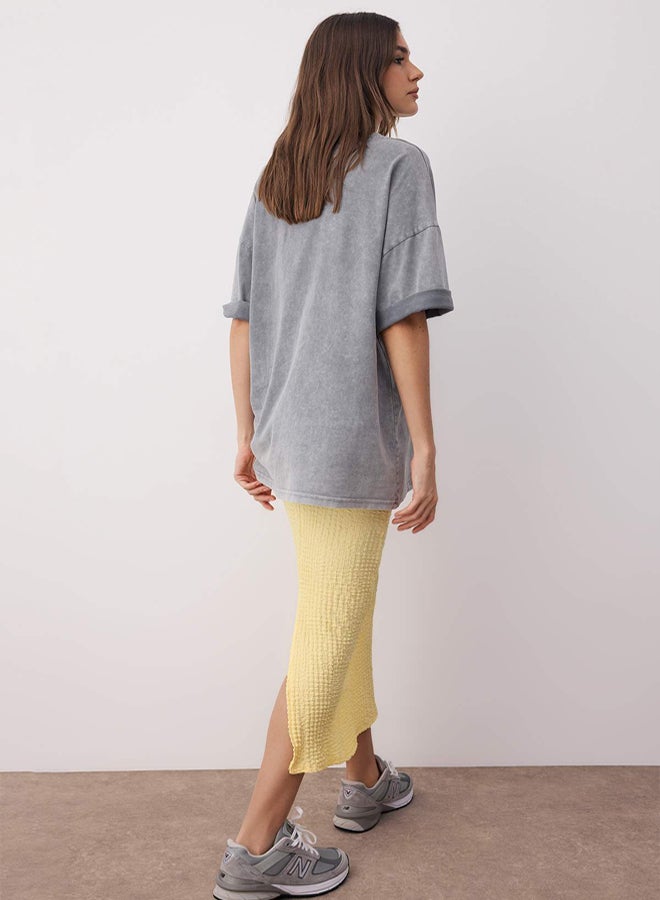 trendyol Yellow Textured Slit Midi Stretchy Knitted Skirt - Image 2