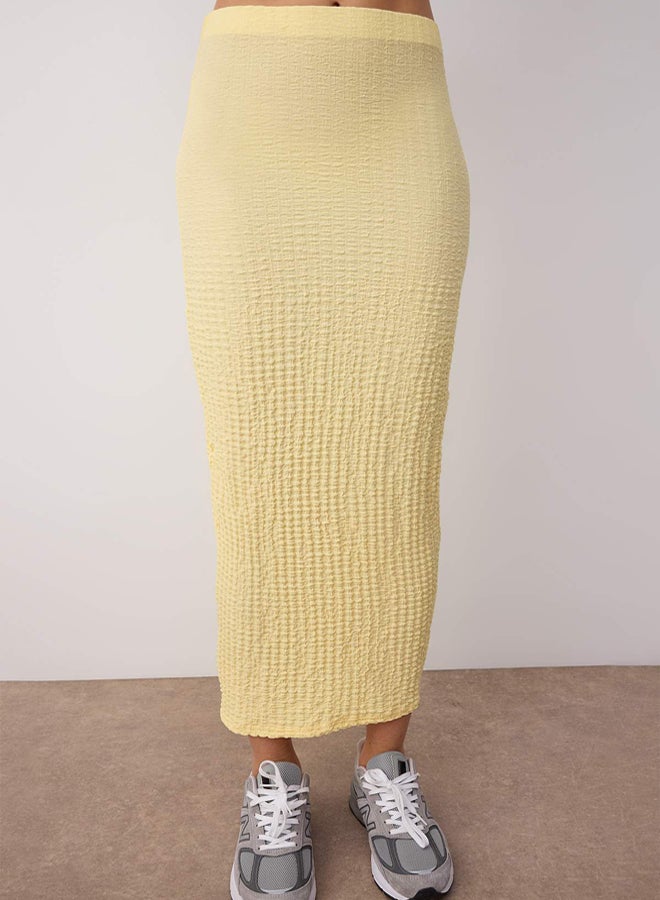 trendyol Yellow Textured Slit Midi Stretchy Knitted Skirt - Image 3