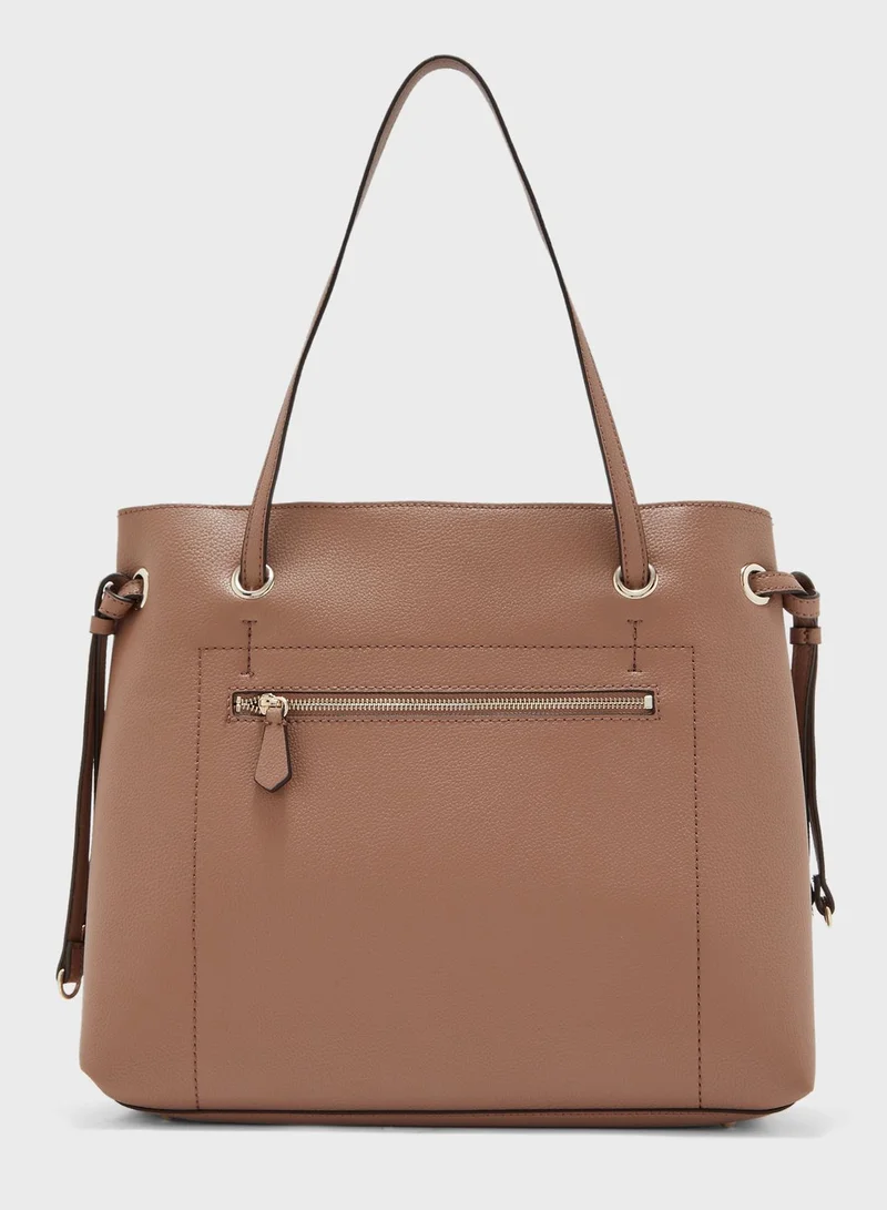 GUESS Digital Shopper