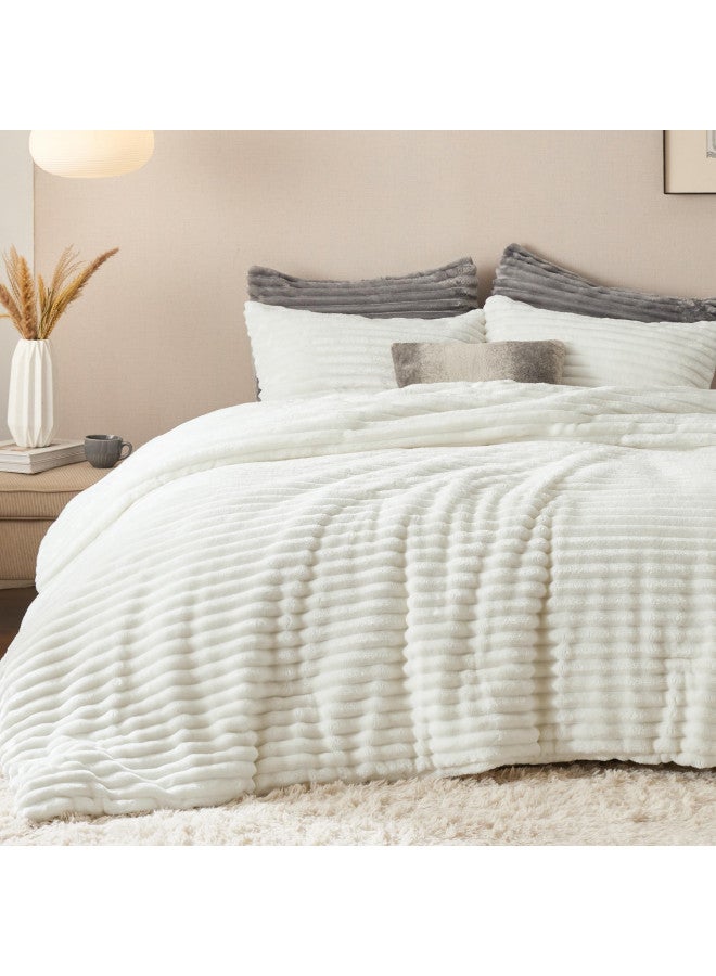 Bedsure Bedsure Fluffy Comforter Set Queen - Super Soft Faux Fur Comforter Queen Size Cream White, Winter Warm Fleece Bedding Set, Plush Fuzzy Bed Set, 3 Pieces, 1 Shaggy Comforter with 2 Pillowcases - Image 2