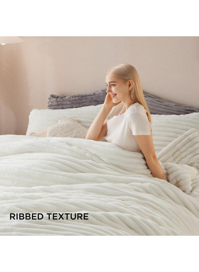 Bedsure Bedsure Fluffy Comforter Set Queen - Super Soft Faux Fur Comforter Queen Size Cream White, Winter Warm Fleece Bedding Set, Plush Fuzzy Bed Set, 3 Pieces, 1 Shaggy Comforter with 2 Pillowcases - Image 5