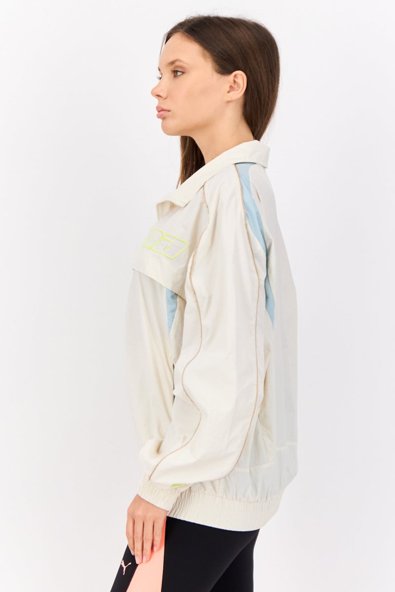 PUMA Women Sportswear Fit Outdoors Jacket, Ivory - Image 3