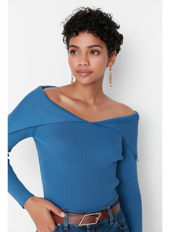 trendyol Slim Fit Sweater  - Image 5