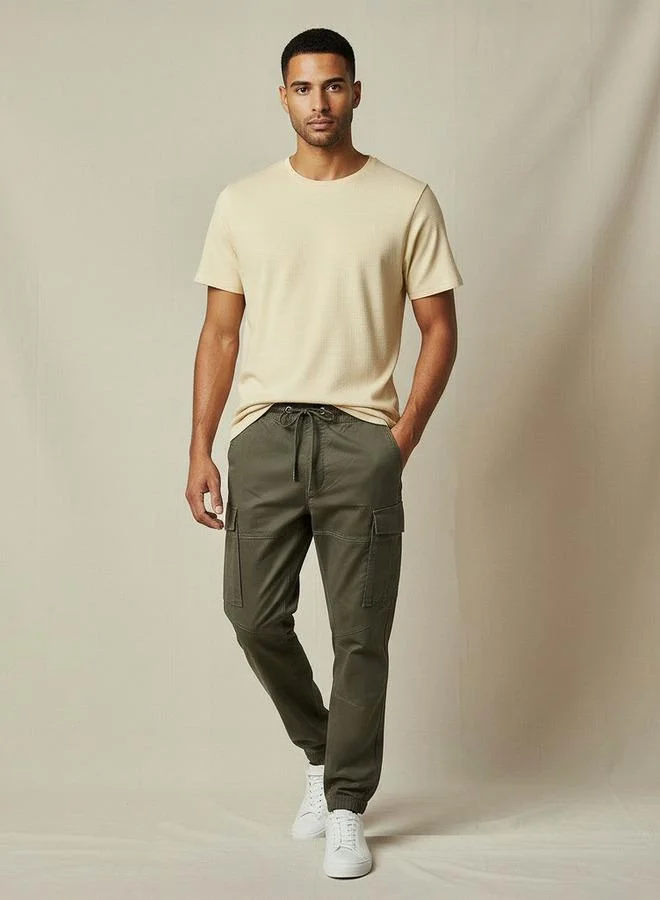 Iconic Iconic Men Slim Fit Crew Neck Short Sleeves Popcorn Textured T-shirt