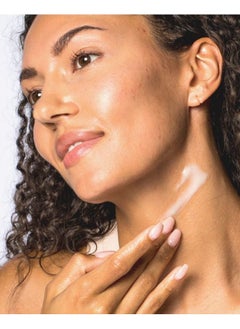 iS CLINICAL Moisturizing Complex Face Moisturizer Anti Blemish And Anti Aging Moisturizer Hydrating Formula With Vitamin A  - Image 4