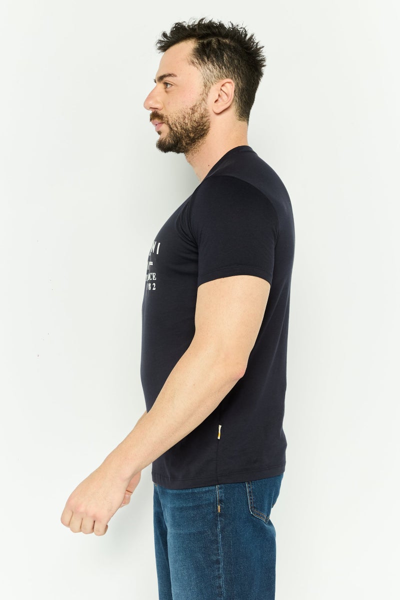 Gazzarrini تي شيرت رجالي بأكمام قصيرة وطباعة جرافيك، لون كحلي - Image 3