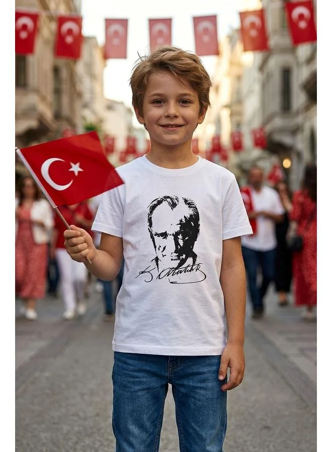 Zuzunga White T-Shirt with Atatürk Print.