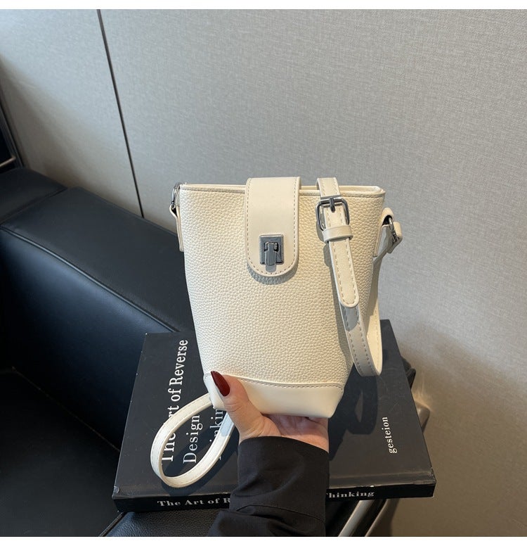 Ins Mini Bucket Bag Women'S Versatile Shoulder Bag Crossbody Small Bag Contrasting Color Small Mobile Phone Bag Bag