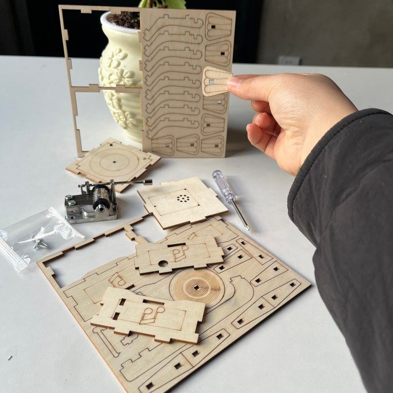 Wooden Phonograph Construction Set STEM Science 3D Puzzle Birthday Christmas Gift - Image 3