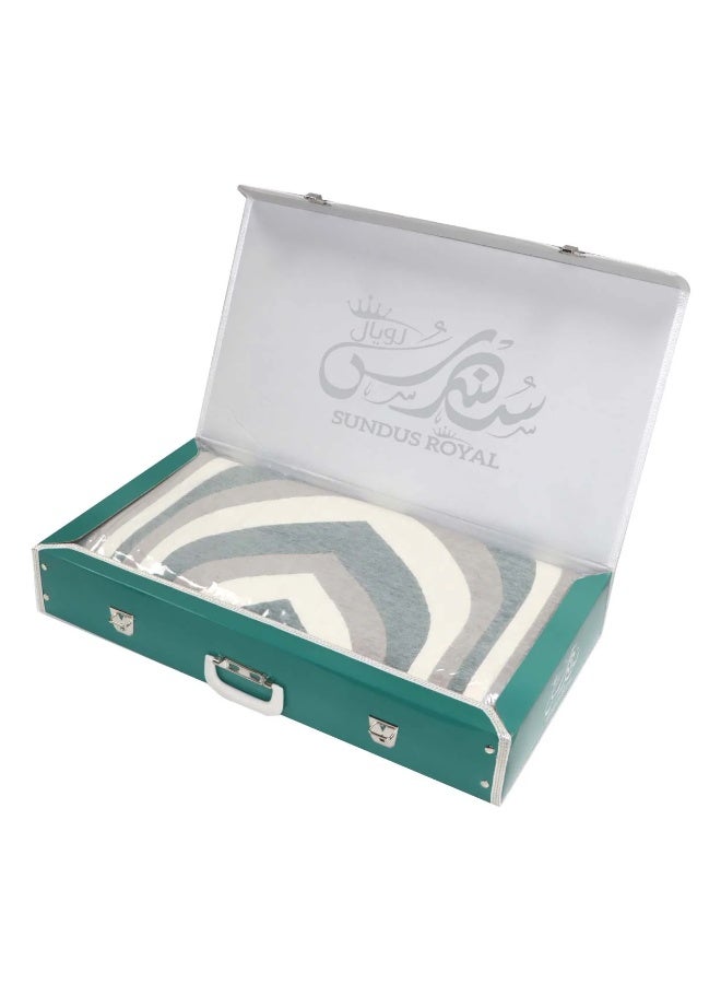 Sundus Royal Turkish Prayer Mat with 3-Layer Memory Foam – Luxury Islamic Prayer Rug for Knee & Joint Support, Extra Soft & Stable, Ideal for Home & Mosque Use (120 × 70 cm) - Green - Image 5