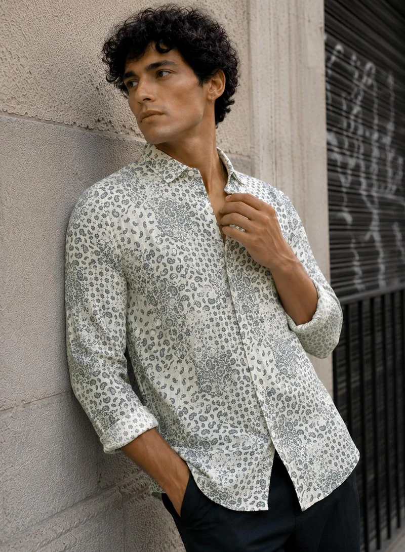 CAHOOT Men's Multi Floral Regular Shirt For Casual Wear | Collared Neck | Long Sleeve | Button Closure | Cotton Shirt Crafted With Comfort Fit For Everyday Wear (123302)