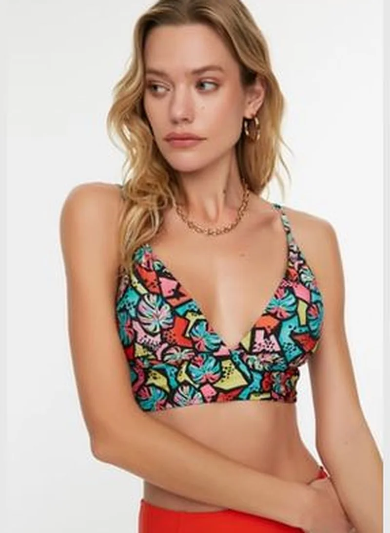 trendyol Geometric Patterned Triangle Bikini Top TBESS21BU0343
