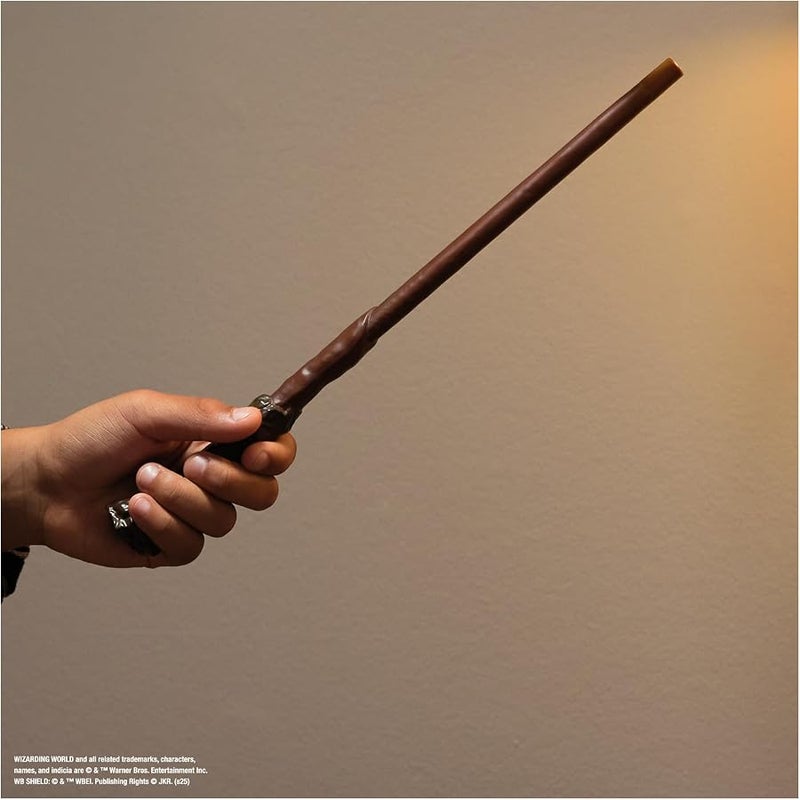 WIZARDING WORLD Role-Play Spectacular Spell Wand - Image 2