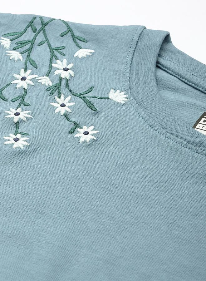 Dillinger Women Embroidery Crew Neck Crop T-Shirt