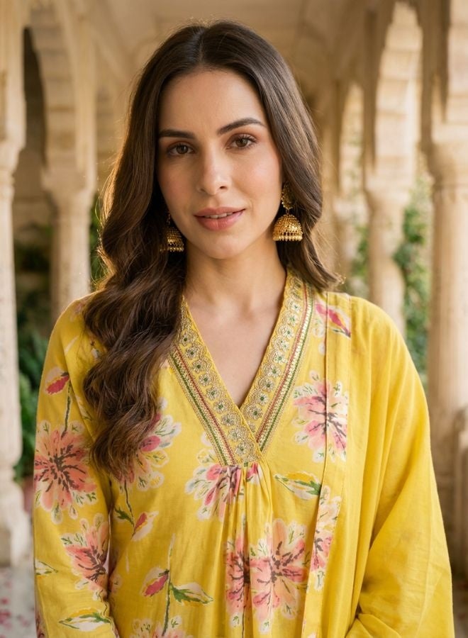 Yuris Women Yellow Floral Print Kurta Set With Bottom & Dupatta - Image 2