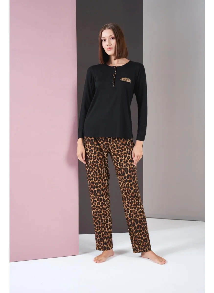 Pjs Women's Plaid Leopard Patterned Pajama Set