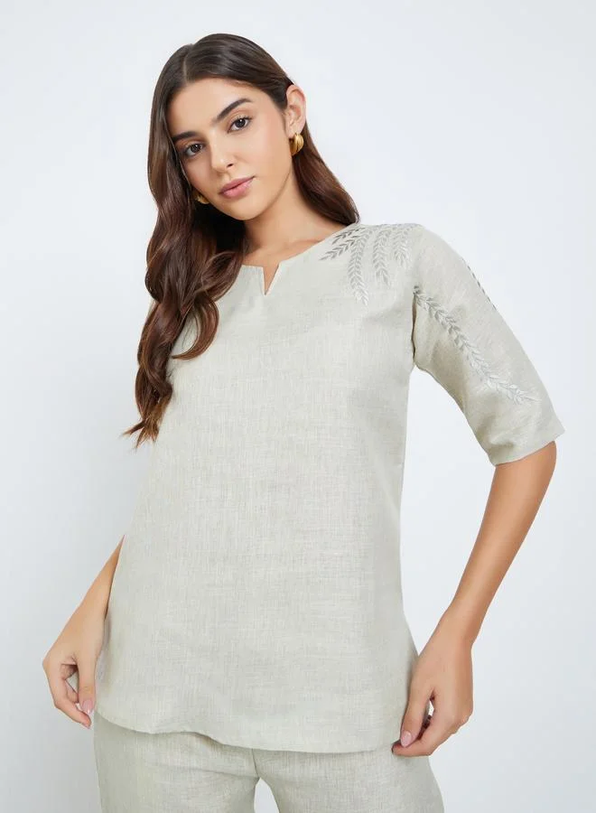 مكسيم كريشن Maxim Creation Women Embroidered Panel Top and Pants Co-Ords