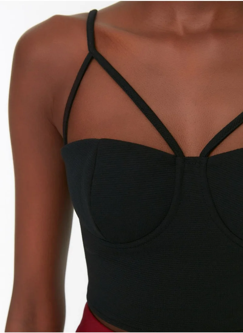trendyol Strappy Crop Top