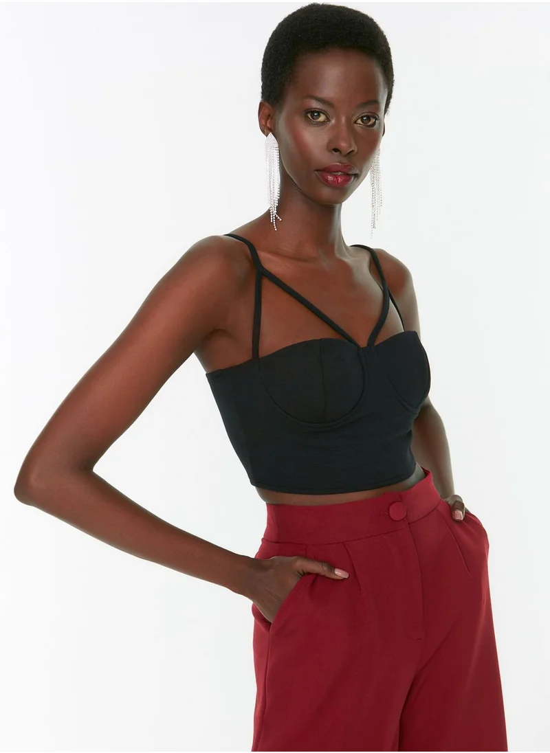 trendyol Strappy Crop Top