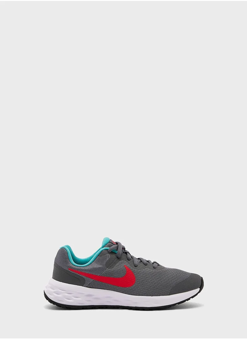 Nike Youth Revolution 6