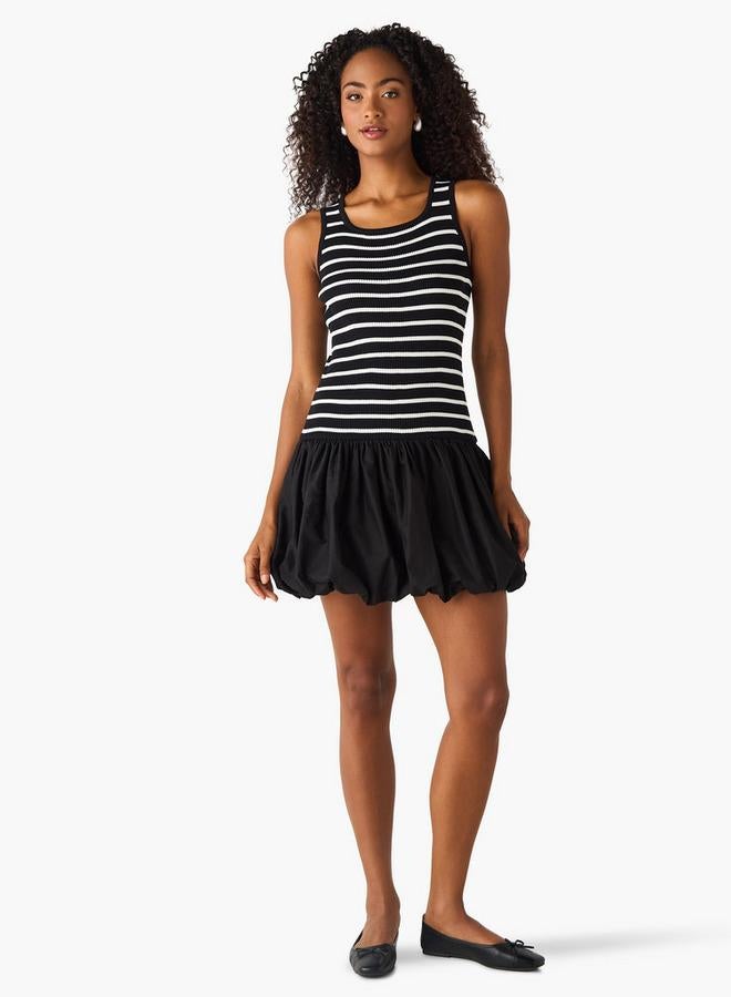 تواكستريمز فستان بالون بلا أكمام مخطط - Image 2