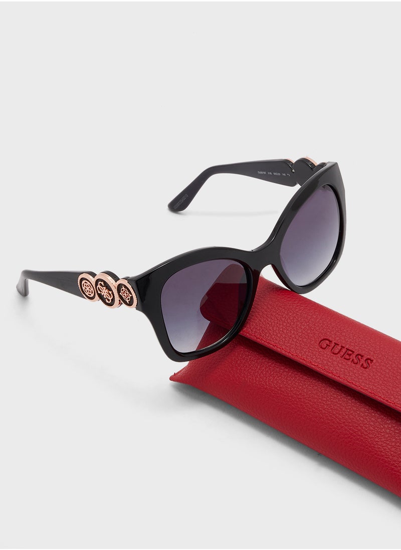 GUESS Oversized Sunglasses  - Image 5