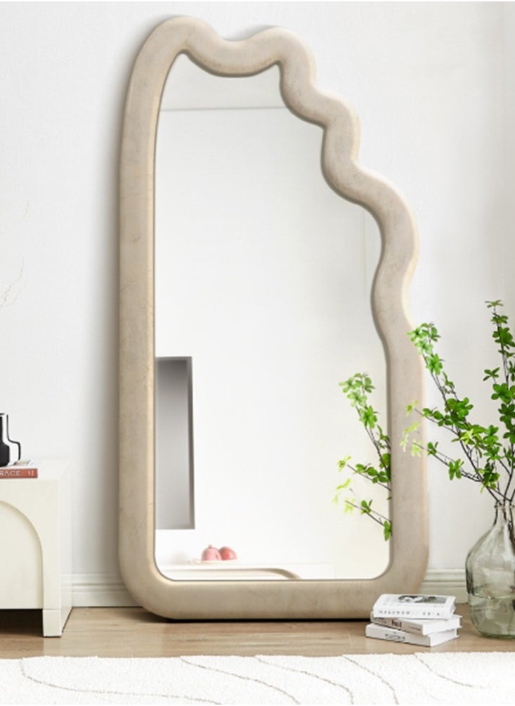 Long mirrors with a luxurious wavy frame