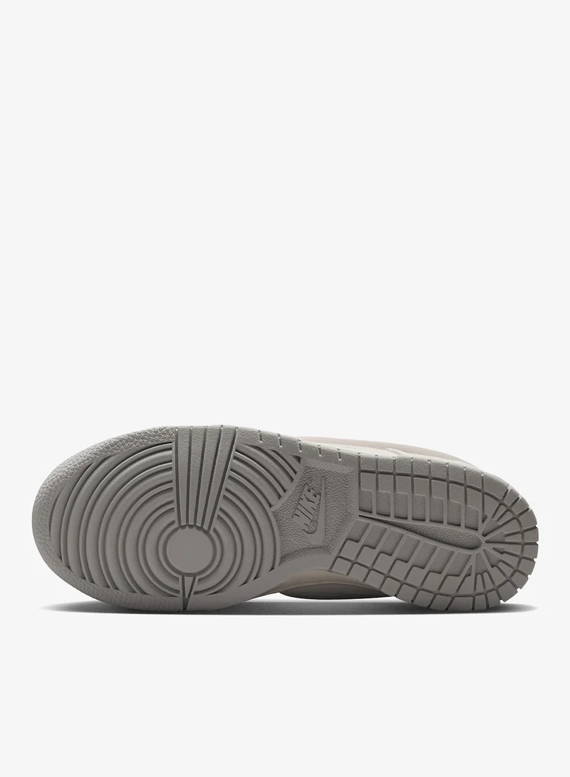 Nike SAIL/LT BONE-COCONUT MILK-LT SILVER Youth Dunk Low Lv8 Bg  | Best Price UAE