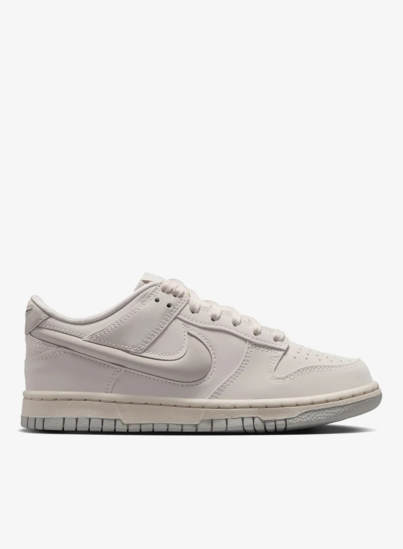 Youth Dunk Low Lv8 Bg