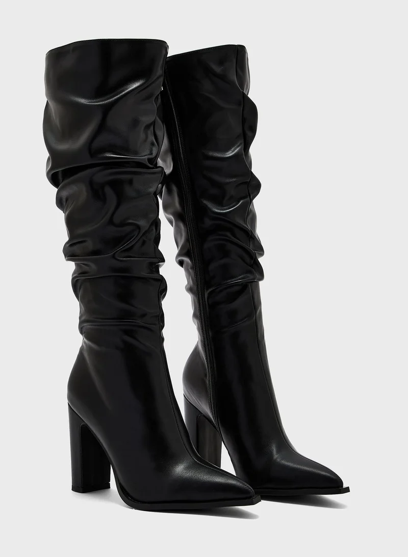 جينجر بوت بكعب عالي وسميك