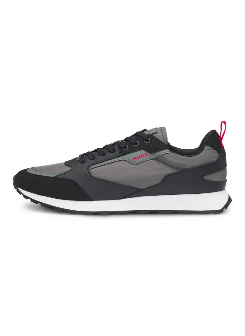 هوجو Mixed-material trainers with branded accents
