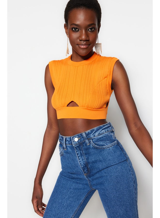 trendyol Crop Knitwear Blouse with Window/Cut Out Detail TPRSS23BZ00058 - Image 1