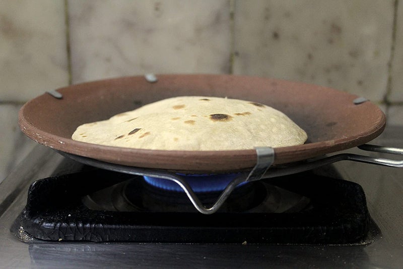HEALTHYINDIA HEALTHYINDIA Clay Terracotta Chapati Tawa Earthen Products with Stand 225 cm TWS - Image 5