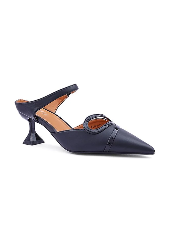 Stylish heel shoes that elevate any outfit.
